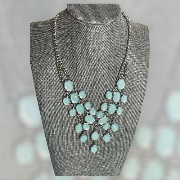 Trio Silver & Pastel Green Gemstone Necklace Set - Picture 4 of 5